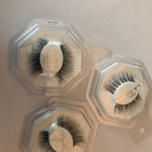 Bh Cosmetics sweet shoppe eyeshadow: Bubble Gum - Picture 3 of 3